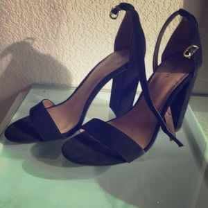 Black heels / sandal